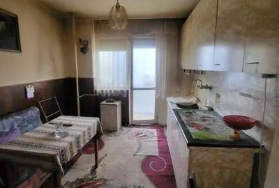 Garsonieră decomandată în Girocului - 2