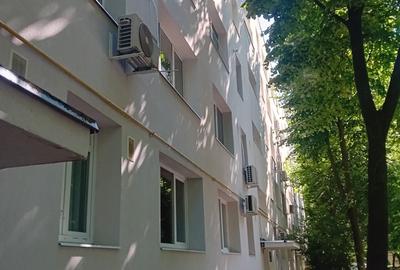 Apartament cu 4 camere decomandat în Drumul Taberei - 2