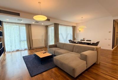 Apartament cu 3 camere decomandat în Băneasa