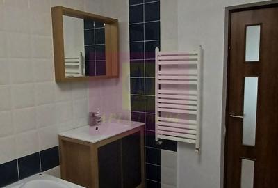 Casă cu 4 camere cu Teren 362 Mp în Săbăreni