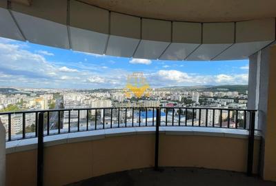 Garsonieră decomandată în Central