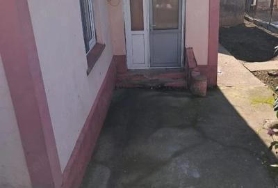 Casă cu Teren 600 Mp în Central