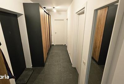 Apartament cu 2 camere decomandat în Theodor Pallady