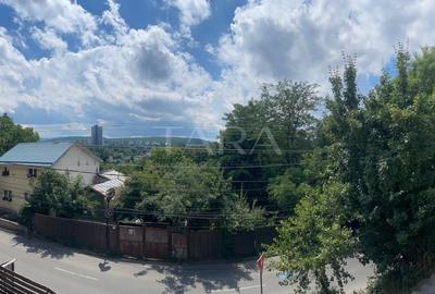 Apartament cu 3 camere decomandat, mobilat în Grigorescu