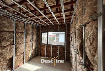 Casă cu 4 camere semidecomandat cu Teren 560 Mp în Săvinești - 4