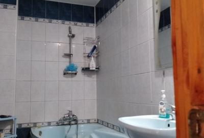 Apartament cu 2 camere decomandat în 1 Decembrie - 2