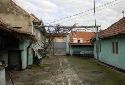 Casă cu 4 camere în Central - 3
