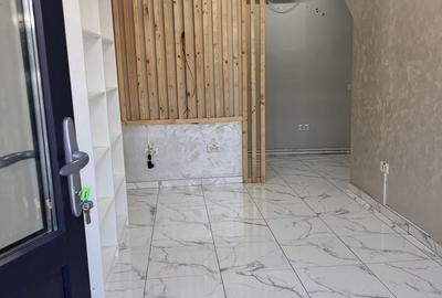 Spațiu comercial, de 18 mp, în Central - 2