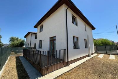 Casă cu 4 camere decomandat în Domnești - 3
