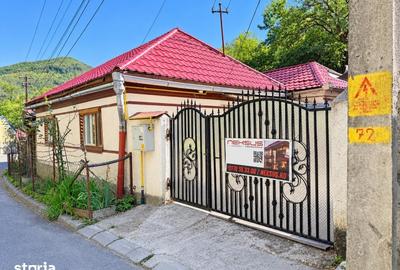 Casă cu 3 camere cu Teren 1800 Mp în Central