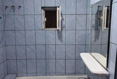 Apartament cu 2 camere decomandat în Broșteni - 3
