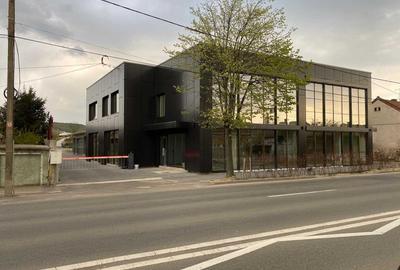 Spațiu comercial, de 120 mp, în Central