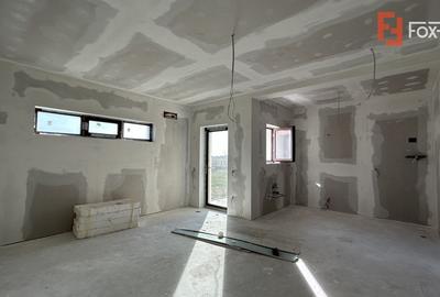 Duplex cu 3 camere cu Teren 260 Mp în Sânandrei - 2