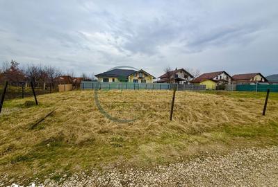 Teren de 517 mp, în Stupini - 4