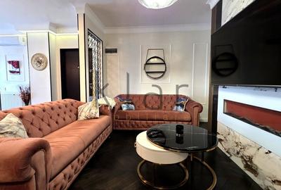 Apartament cu 3 camere semidecomandat, mobilat în Central