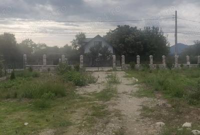 Teren de 8594 mp, în Runcu - 4
