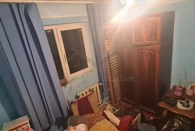 Apartament cu 3 camere decomandat în Păcurari