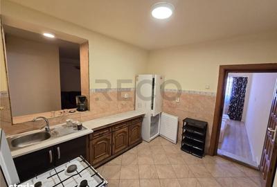 Apartament cu 4 camere în Central - 18