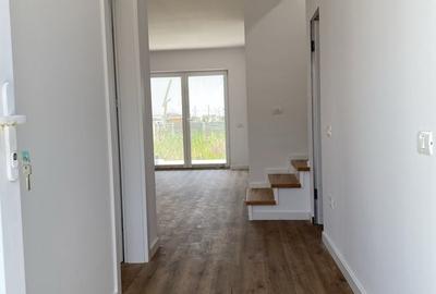 Casă cu 4 camere în Moșnița Nouă - 2