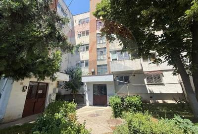 Apartament cu 3 camere decomandat în Capitol - 15