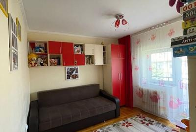 Apartament cu 3 camere decomandat în Ultracentral