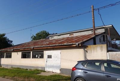 Casă în Moșteni