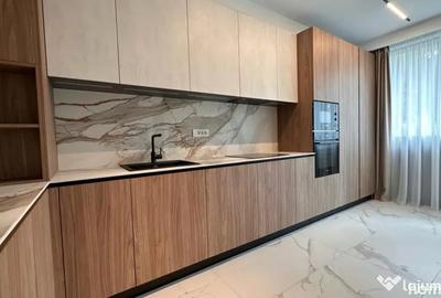 Apartament cu 4 camere semidecomandat în Aviatorilor