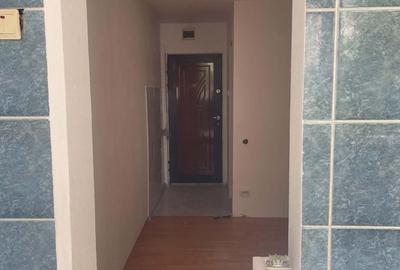 Garsonieră decomandată în Exterior Vest - 1