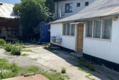 Casă cu 3 camere cu Teren 215 Mp în Central