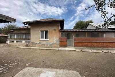 Casă cu 4 camere în Mamura