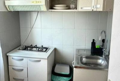 Garsonieră decomandată în Central - 4