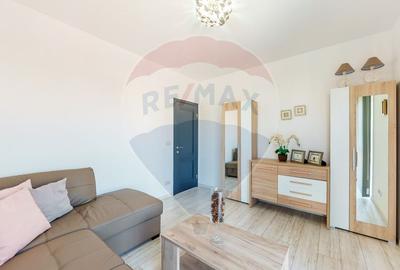 Apartament cu 3 camere decomandat, mobilat în UTA - 16