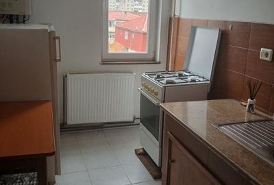 Apartament cu 2 camere decomandat în Ostroveni - 3