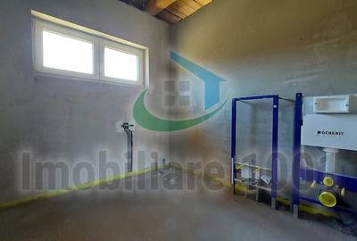 Casă cu 4 camere cu Teren 1905 Mp în Tăuții-Măgherăuș - 3