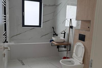 Apartament cu 4 camere în Nord - 1
