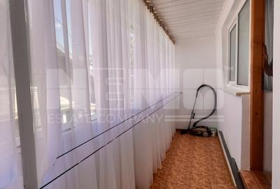 Apartament cu 2 camere, mobilat în Central