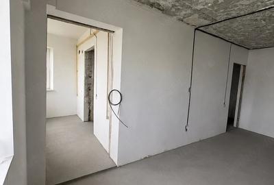 Apartament cu 3 camere decomandat în Exterior Vest - 2
