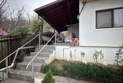 Casă cu 3 camere decomandat cu Teren 400 Mp în Galata
