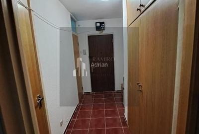 Garsonieră decomandată în Brâncoveanu
