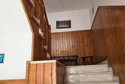 Casă individuală cu 8 camere cu Canalizare în Eforie Nord - 4