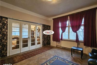 Casă cu 4 camere decomandat cu Teren 900 Mp în Calea Poplăcii - 1