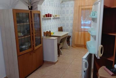 Apartament cu 2 camere decomandat în Brăilei