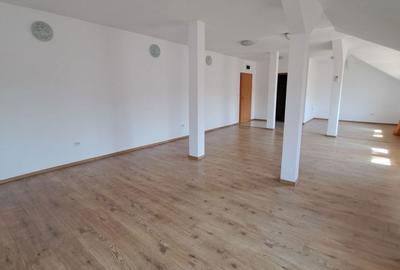 Spațiu comercial, de 60 mp, în Gării - 4