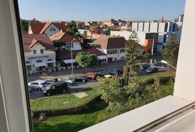 Apartament cu 2 camere decomandat în Ultracentral