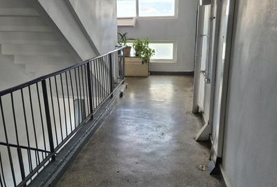 Apartament cu 2 camere decomandat în Vitan