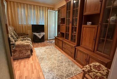 Apartament cu 3 camere în Micro 14 - 2