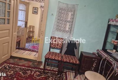 Casă cu 3 camere în Ciești