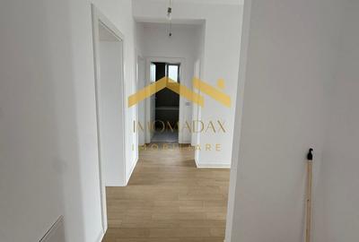 Casă cu 4 camere cu Teren 400 Mp în Sânmihaiu Român