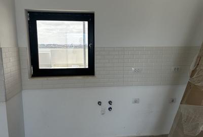 Penthouse cu 3 camere decomandat în Central - 6