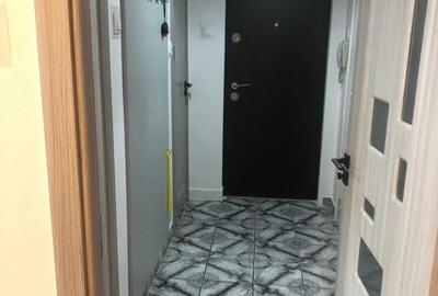 Garsonieră decomandată în Titan - 3